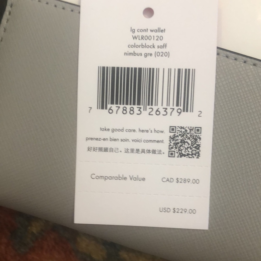 NWT ♠️ KATE SPADE handbag and matching wallet in light grey, white and black. - Picture 12 of 16